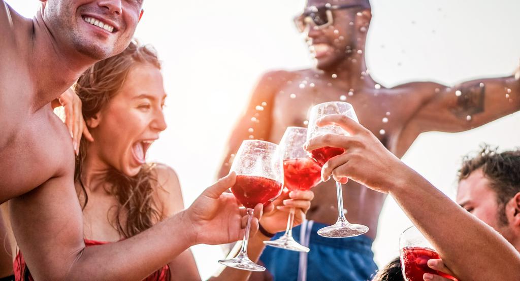 What Alcohol Does to Your Body Over a Long Weekend | Rebound Recovery